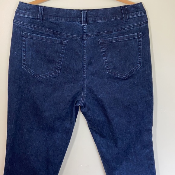 ORVIS NWOT Dark Blue Denim Jeans Capri Straight Cut - Picture 10 of 16